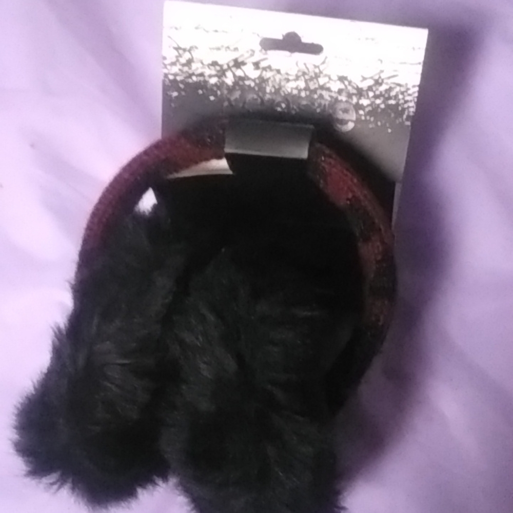 Kensie Ear Muffs w/Speakers